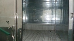 Xe tải thùng kín nhập khẩu, máy lạnh 750kg của Suzuki