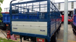 bán xe tải thaco 7 tấn thùng mui bạt 6,1m ollin 700B máy lạnh cabin