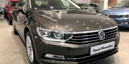 Bán xe Sedan nhập khẩu Volkswagen Passat
