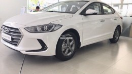 Hyundai Elantra 2018 số sàn giá khuyễn mãi cùng quà tặng hấp dẫn, hỗ trợ vay trả góp ls ưu đãi