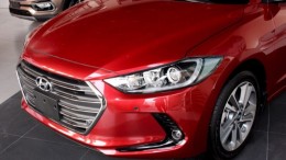 Hyundai Elantra 2018 số sàn màu đỏ giá chỉ từ 560tr, xe có sẵn giao ngay, hỗ trợ vay trả góp lãi suất cực ưu đãi