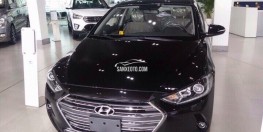 Hyundai Elantra 2018 số sàn màu đen xe có sẵn giao ngay, giá cực tốt, hỗ trợ vay trả góp lãi suất ưu đãi