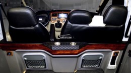 Ford Transit Dcar X - Plus đời 2018, dòng xe 10 chỗ hạng thương gia phiên bản nâng cấp