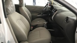 Nissan Sunny XV PremiumS 2018 hỗ trợ trả góp 80%