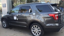 Ford Explorer Limited 2018 màu ghi, giao ngay