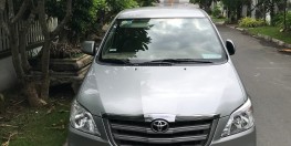 Bán ô tô Toyota Innova E, cuối năm 2015, màu bạc, Xe gia đình