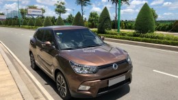 Bán xe Ssangyong Tivoli tự động 2017 nâu fulloption