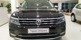 Bán Volkswagen Tiguan Allspace 2018, màu đen ,có sẳn giao ngay
