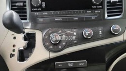bán xe Toyota Sienna LE 2011 màu đen nhập khẩu Mỹ
