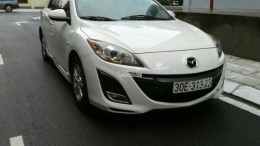 Cần bán gấp lên đời xe. Mazda3S mầu trắng đk 2010, xe chính chủ 