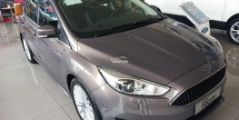 Ford  Focus 2018 nhiều màu, giao ngay trong tháng