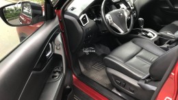 Bán lỗ xe Nissan X-Trail 2018 màu đỏ xe đẹp nguyên zin