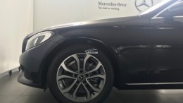 Bán xe Mercedes C200 Xanh đen cũ - lướt 7/2018 Chính hãng.
