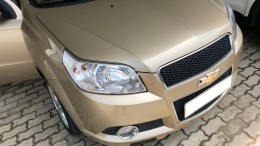 Cần bán xe Chevrolet Aveo 2017 số sàn vàng cát