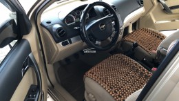 Cần bán xe Chevrolet Aveo 2017 số sàn vàng cát