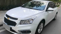 Chevrolet Cruze 2017 số sàn LT trắng cực đẹp luôn nha