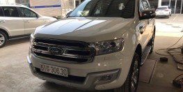 Cần bán xe Ford Everest 2.2 Titanium AT 2016, giá còn TL , có hỗ trợ trả góp