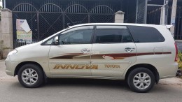 Cần bán gấp Toyota Innova 2007 ,xe số sàn màu bạc,mới keng