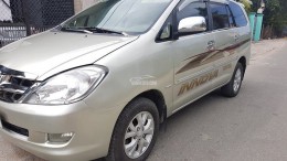 Cần bán gấp Toyota Innova 2007 ,xe số sàn màu bạc,mới keng