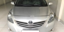 Bán Toyota Vios 1.5E đời 2013, màu bạc. Hàng Tuyển