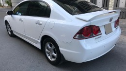 Mình cần bán Honda Civic 2008 tự động trắng tuyệt đẹp.