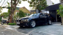 Cần Bán BMW 320I màu đen 2017 đk 2018 xe rất mới.