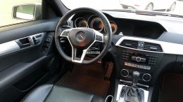 Cần bán Mercedes Benz C300-2011