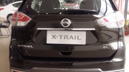 Xe Nissan X trail 2.0 2WD Premium 2018 Giao ngay