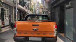 Ranger wildtrak 2017 số tự động màu vàng cam, bản full option máy 3.2L