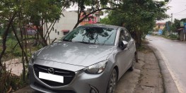 Mazda2, sản xuất 2016, số tự động màu bạc xám, xe nguyên zin