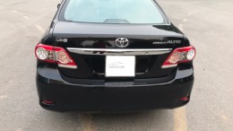Cần bán Toyota Corolla altis 1.8 G sản xuất 2011, màu đen. Siêu mới