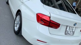 Xe BMW 320i sản xuất 2017 đăng ký 2017 màu trắng ít sửa dụng