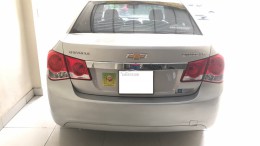 Chevrolet Cruze 1.6 LT đời 2011, màu bạc, xe tuyển không lỗi. 1 chủ từ mới