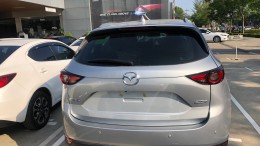 Duy Nhất 01 Xe Mazda CX5 2.0 Mới 100% VIN 2018 màu Bạc - Giảm Khủng Tiềnn Mặt + Tặng BHVC - LH 0975 599 318 để được giá tốt