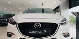 Mazda 3 2019 KM 70 triệu, bảo hiểm và bảo hành bảo dưỡng. Hỗ trợ trả góp lên đến 90%, sẵn xe giao ngay. LH: 0984684494