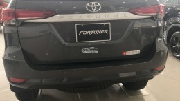 Toyota Fortuner 2.4G (4x2) MT