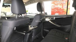 Bán xe Toyota Innova 2.0G Venturer Màu Đen, Khuyến Mãi Lớn, Giao Ngay