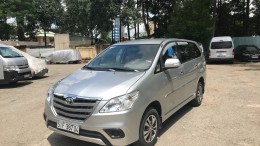 Bán xe TOYOTA INNOVA 2.0E 2016 màu bạc