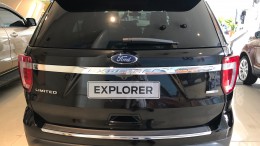 Ford Explorer 9/2019 giá cực ưu đãi chỉ