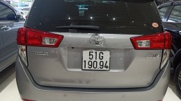 Cần bán Toyota Innova 2018 2.0 MT bản E, giá cực kỳ ưu đãi, xe đẹp.