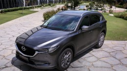 New Mazda CX5 2019 KM 30 triệu. Bảo hành bảo dưỡng, hỗ trợ trả góp 90%, sẵn xe giao ngay. LH: 0981198693
