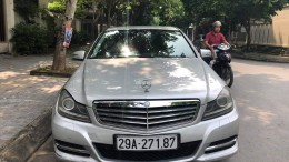 GIAO NGAY Mercedes C250 sx 2011 uy tín giá nét