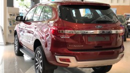 Ford Everest Titanium Full Option Giảm 70 Triệu