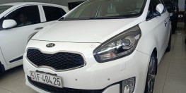 Cần bán Kia Rondo 2016 2.0 at, xe gia đình, màu trắng, gía chỉ 570 tr 