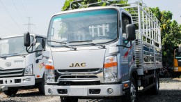✅Xe tải JAC 1t9 máy ISUZU thùng dài 4m3