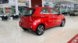 Bán xe Kia Morning AT Luxury màu đỏ năm 2019 mới 100%. E Phương 0982425534