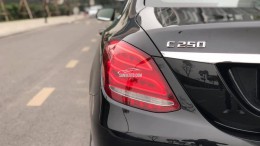 Bán Mercedes C250 Excusive 2015 màu đen
