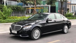 Bán Mercedes C250 Excusive 2015 màu đen