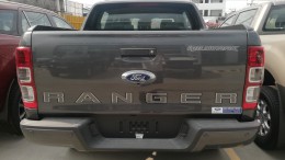Ranger XLT 2.2L AT giá 779 tr (giảm 75tr còn 704tr)