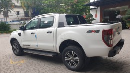 Cần Bán Xe Bán Tải Ford Ranger Wildtrak Màu Trắng Tại Hà Nội, Cao Bằng, Lào Cai, Lạng Sơn Giá Tốt